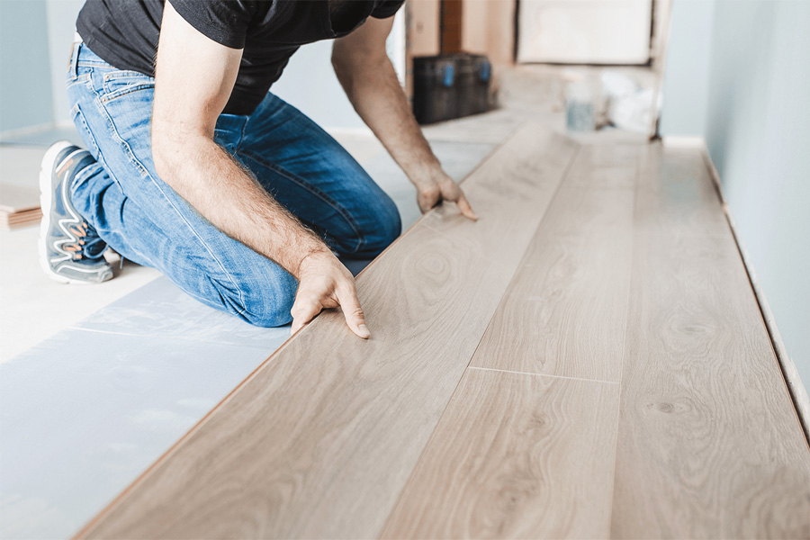 Professional laying of parquet, laminate and carpets